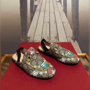 Girls Gucci Slippers